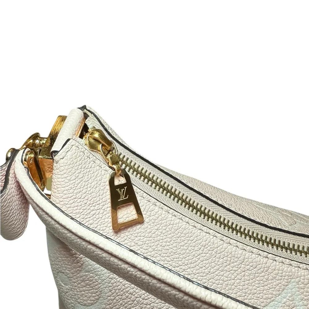 *SOLD* AUTHENTIC/MICROCHIPPED Louis Vuitton: Pink Marshmallow PM Empreinte Bag - Picture 15 of 17